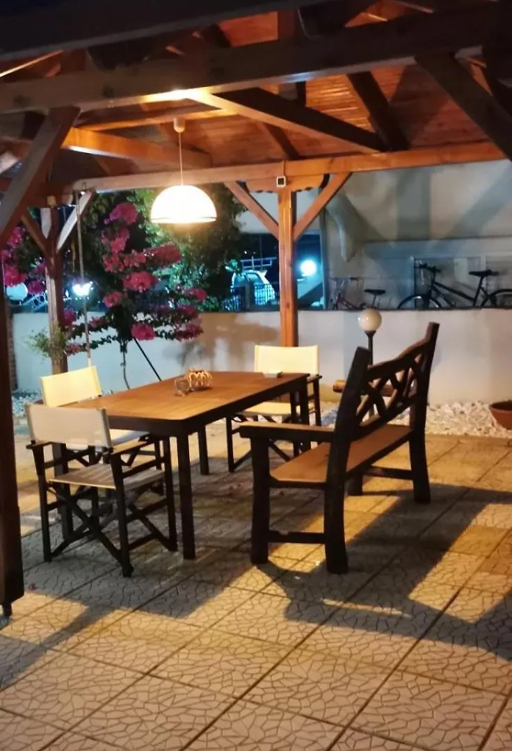 Niki'S House Apartments By The Sea Kalyves Polygyrou 0*,  Greece